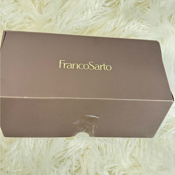 Franco Sarto Tiari Chain Square Toe Loafer White Leather Size 11 - Picture 2 of 8